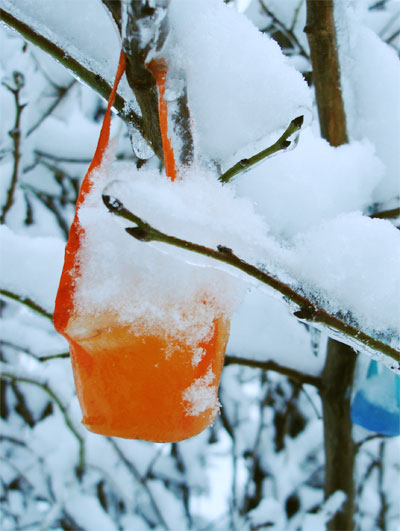 Вироби взимку на вулиці