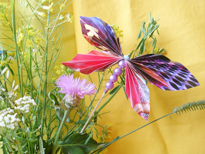 Метелики в букеті