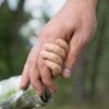 Як правильно оберігати дітей
